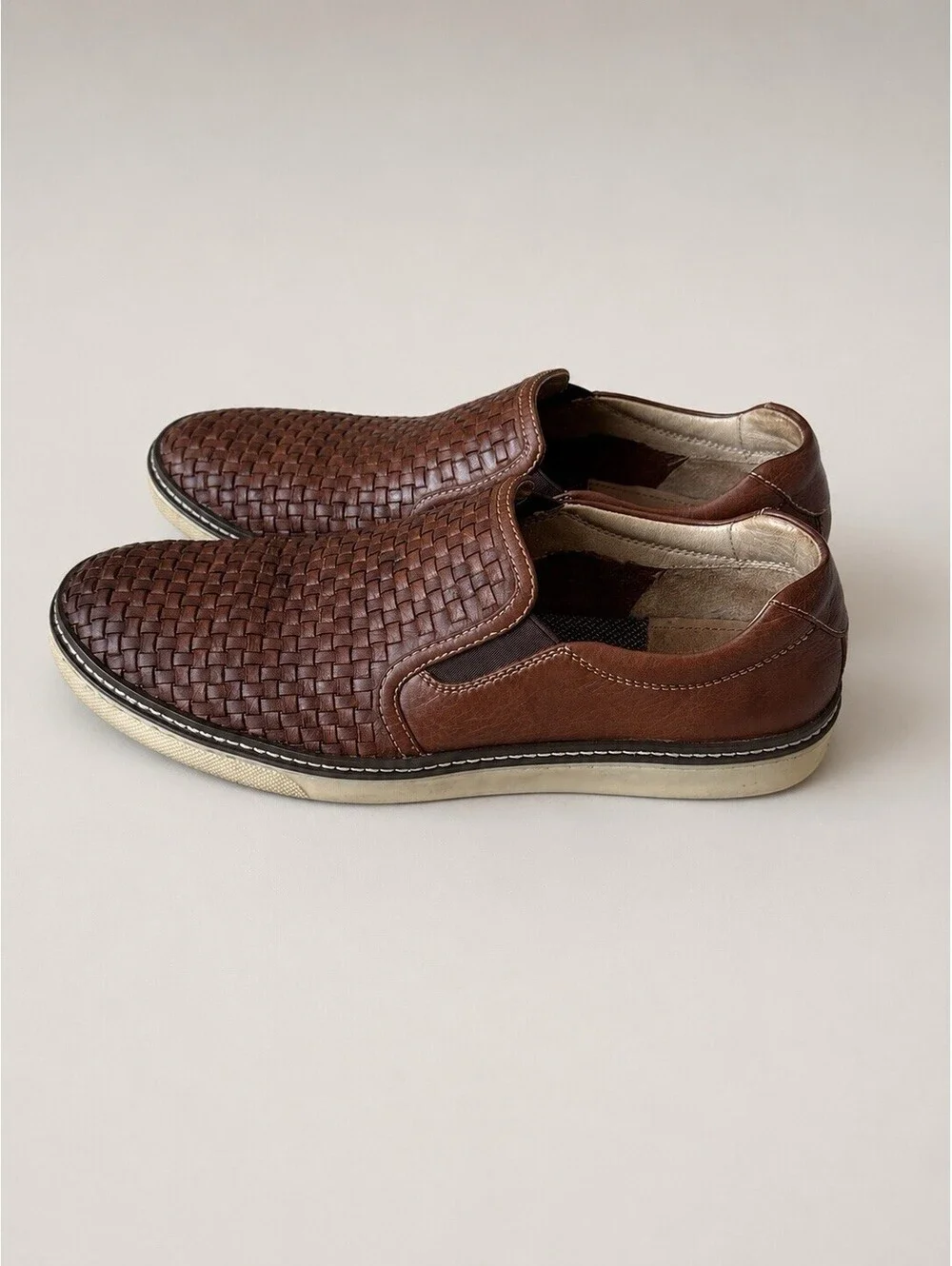 Johnston & Murphy McGuffey Men’s 10M Woven Leather Loafers Quiet Luxury